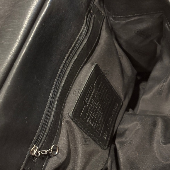 Coach Black Leather Shoulder Bag - Picture 4 of 4